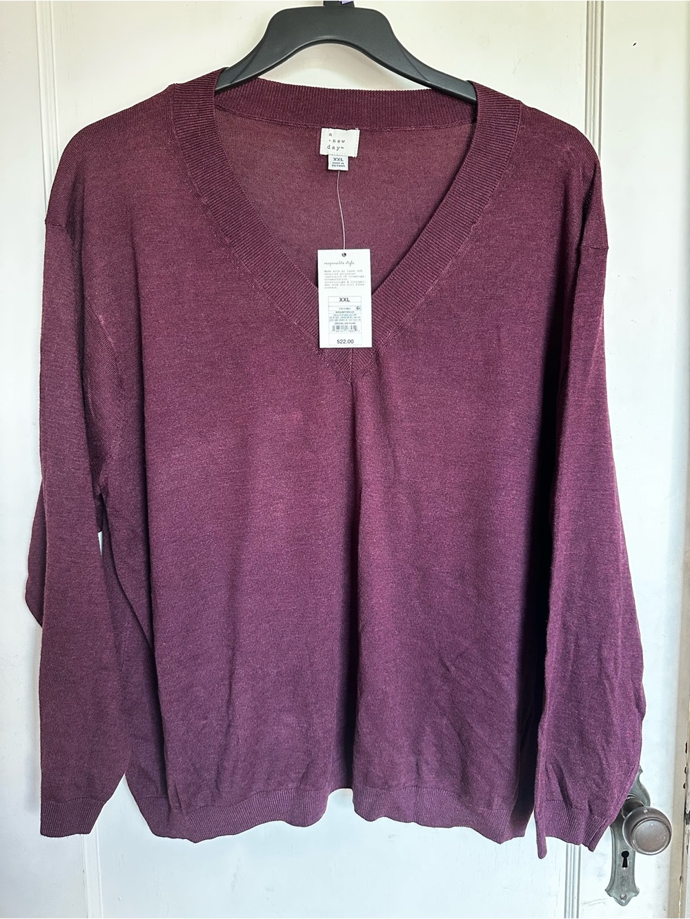 a new day Women's V-Neck Sweater in Plum